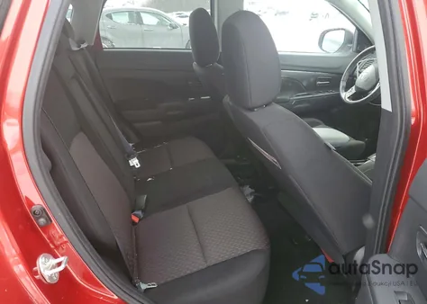 2018 Mitsubishi Outlander Sport Es z USA, uszkodzony, nr VIN JA4AR3AU3JU009616